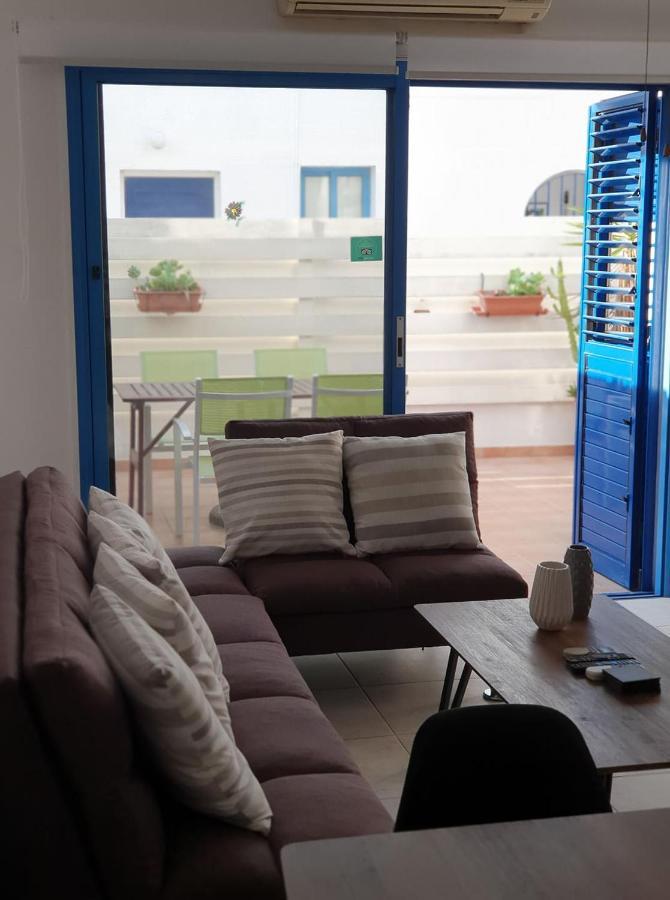 Appartamento Central Gem - 10 Min Walk To The Sea, Harbor And Mall Paphos Esterno foto